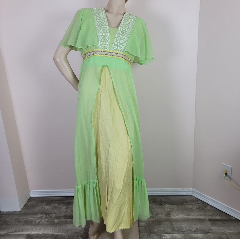 Vintage green and yellow dress Bridgerton/ Tiana